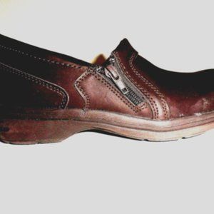 Easy Works Easy Street Women's Size 6.5 Nurses Clogs Brown Leather